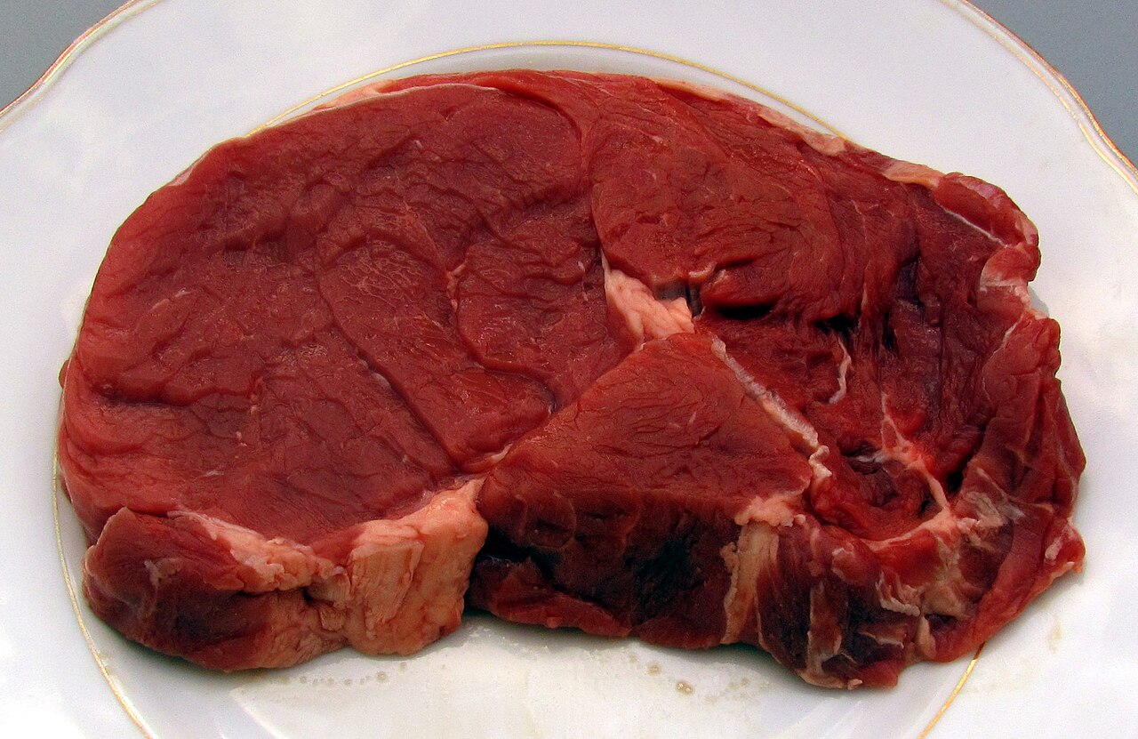 Viande de bœuf — bœuf 100 % français chez le boucher à Mérignac
